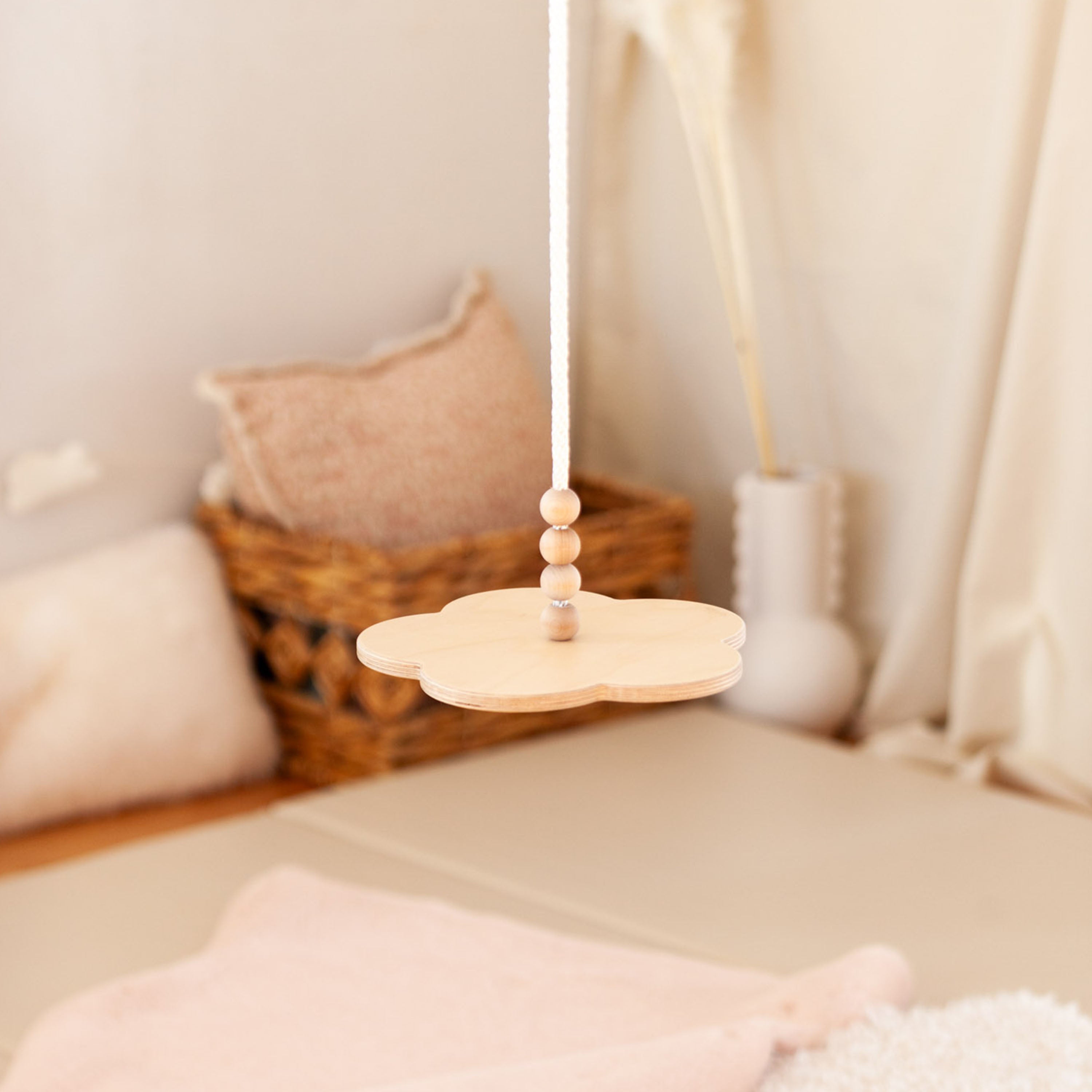 Banana swing * back mid March (without cushion)